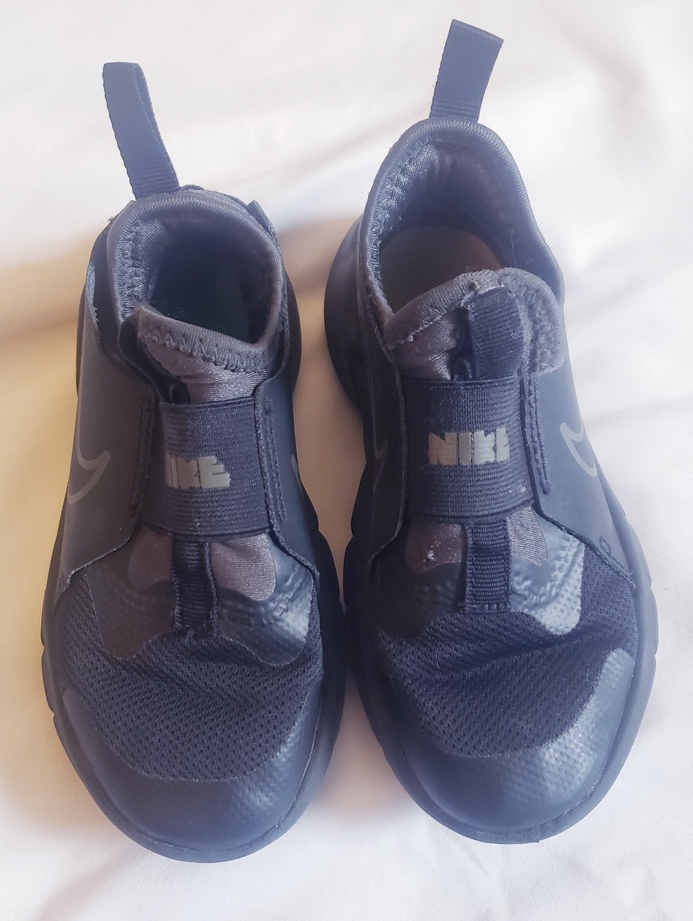 Nike Flex Runner 2 Black Shoes Size 11C